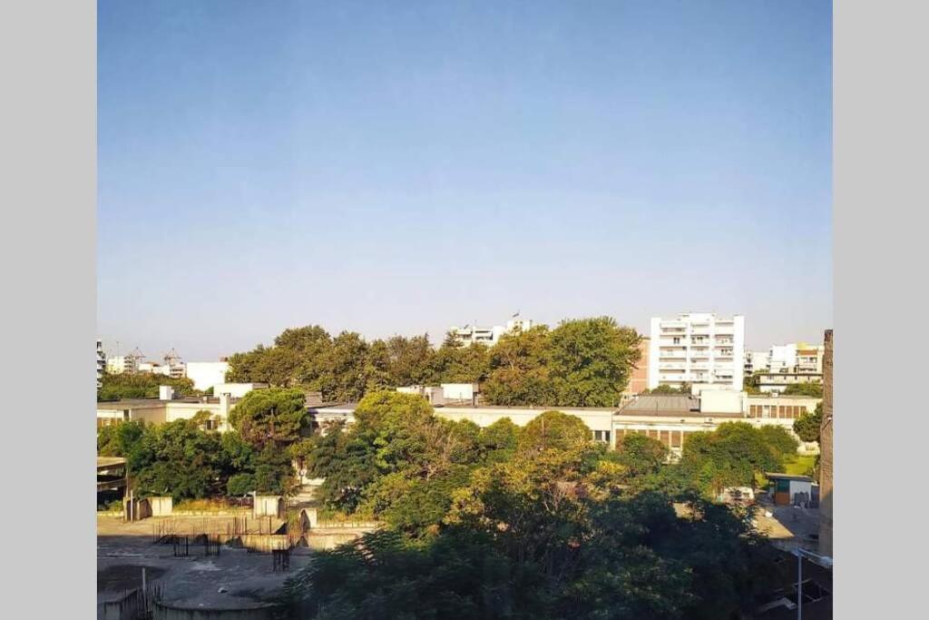 Ippokratis' Open View Studio Apartment Tesalonika Bagian luar foto